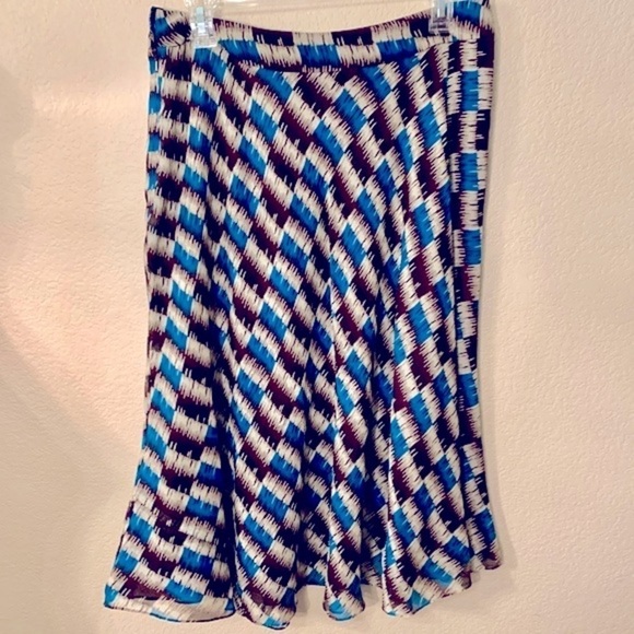 NWT 100% Silk Skirt 8 Jones New York Dark Brown Teal Cream Geometric pattern - Picture 1 of 12